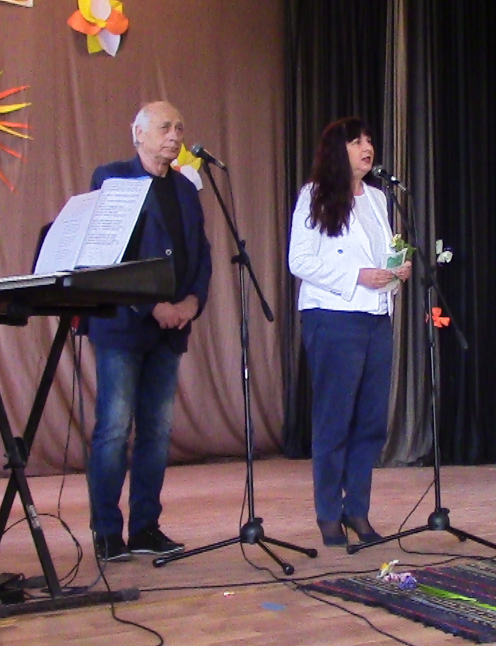 /assets/NOVINI/2016-04/20160403_ZAMFIR_FOLK/02.jpg